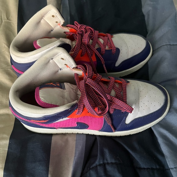 Air Jordan 1’s - Picture 1 of 3